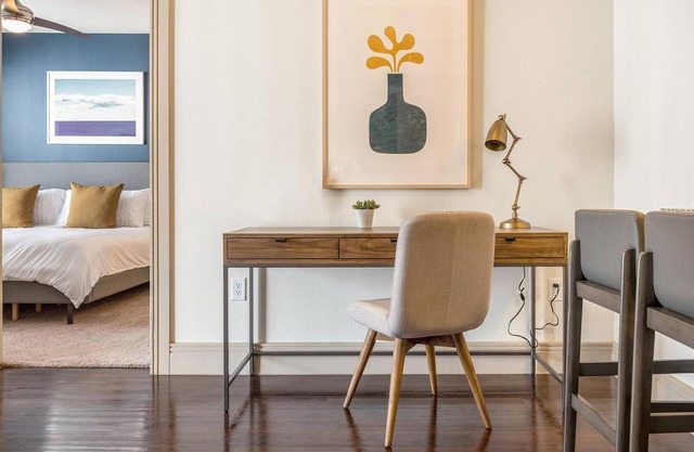 Landing | Amazing 1BD, Clubhouse