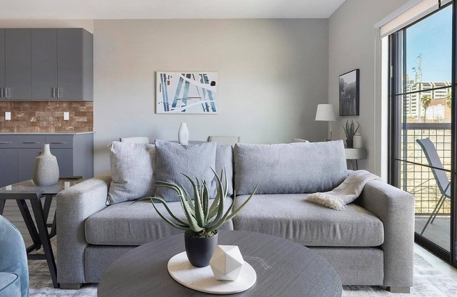 Landing | Amazing 1BD, Clubhouse, Pool