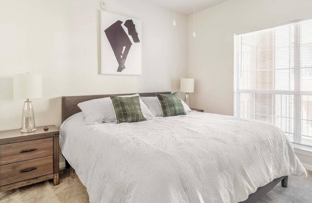 Landing | Amazing 2BD, Clubhouse, Pool