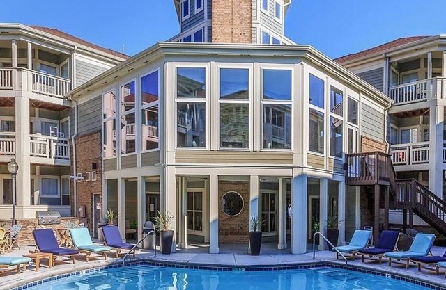Landing at Altitude Blue Ash - 2 Bedrooms in Downtown Blue Ash