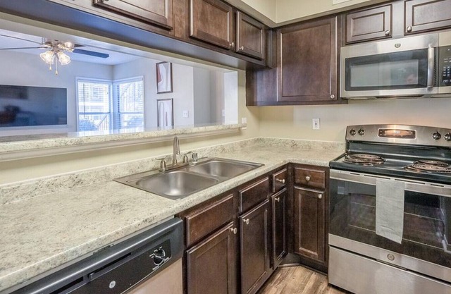 Landing at Crowne at Overton Village - 1 Bedroom in Cahaba Heights