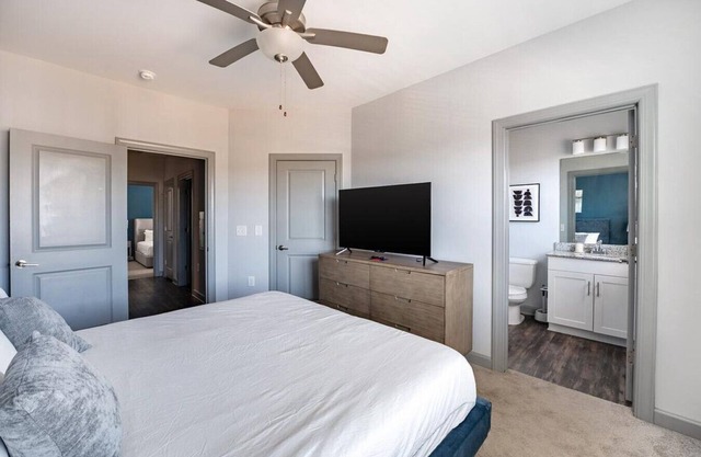 Landing at The Parker Myrtle Beach - 2 Bedrooms in Downtown Myrtle Beach