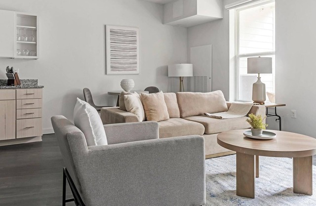 Landing | Beautiful 1BD, Game Room, Clubhouse