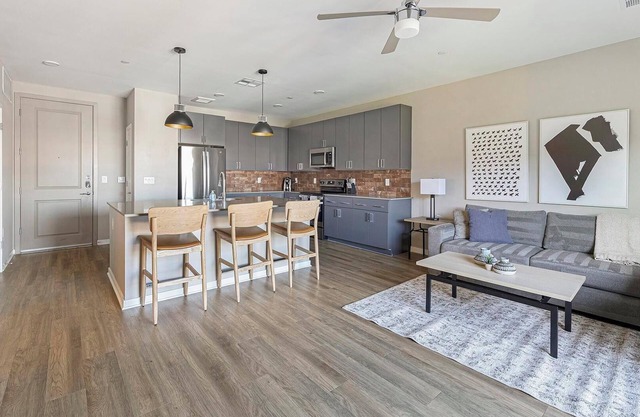 Landing | Beautiful 1BD, Yoga Studio, Game Room