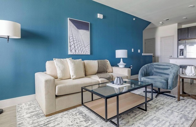 Landing | Modern 1BD, Gym, Pool