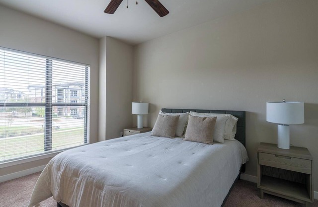 Landing | Modern 1BD, Pool, Courtyard