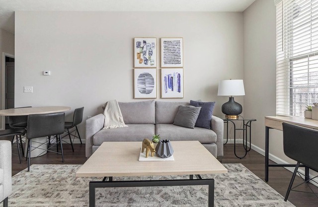 Landing | Modern 2BD, Gym, Pool