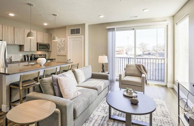 Landing | Spectacular 1BD, Gym, Pool