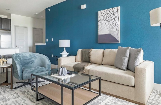 Landing | Spectacular 1BD, Pool, Gym