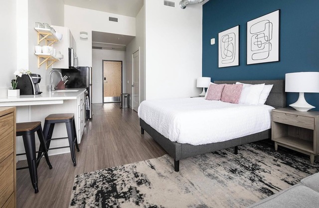 Landing | Spectacular Studio, Clubhouse, Gym