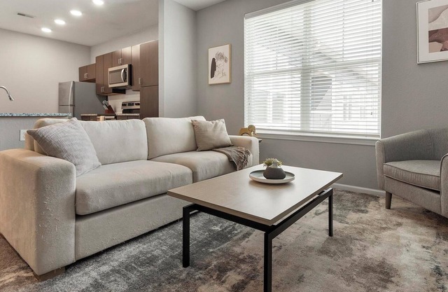 Landing | Stylish 1BD, Courtyard, Gym