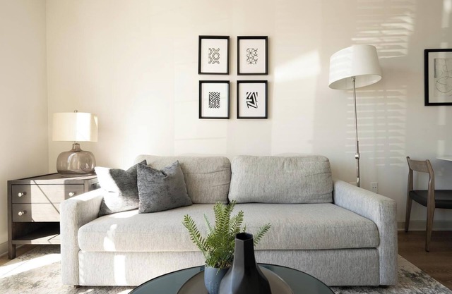Landing | Stylish Studio, Gym, Pool