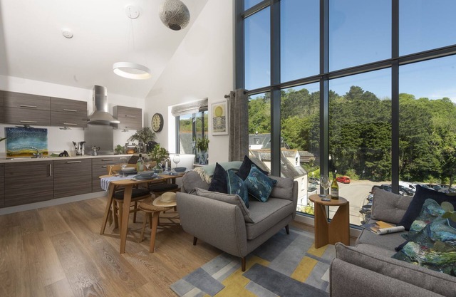 Landing View Fowey Penthouse - River View Penthouse Apartment in Fowey