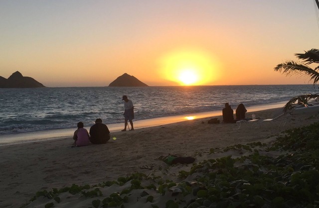 LANIKAI Plantation Cottage located only 3 houses from famous Lanikai Beach