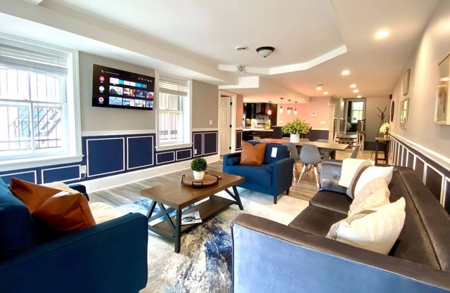 Large 2-Level 5 BR Apartment