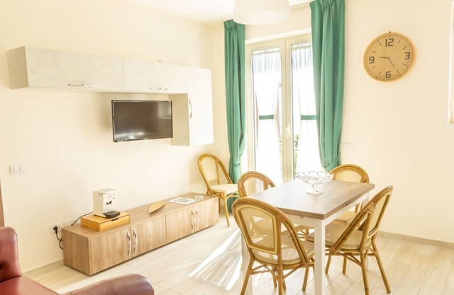 Large and spacious apartment with a view of Nature (Picchio 3)
