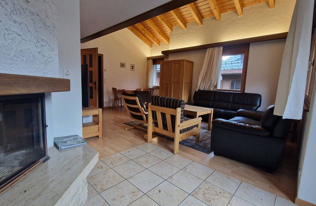 Large flat with 6 bedrooms near the car park P1 in Haus Etzel