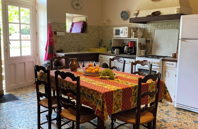 Large family home in the country - sleeps 8