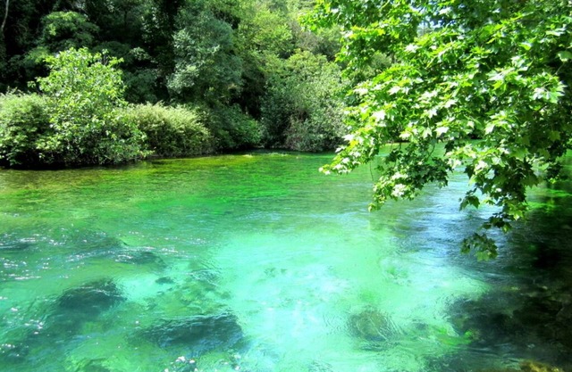 Large furnished villa in Provence with private pool