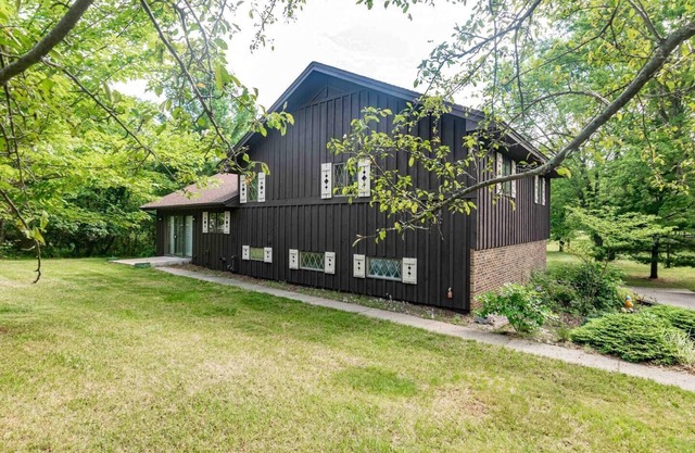 LARGE HOME ON THE 3RD TEE OF LAKE ARROWHEAD GOLF COURSE