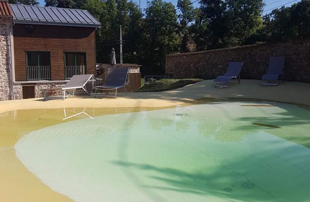 Large house in Croizet-sur-Gand with private pool, wifi, and pets allowed