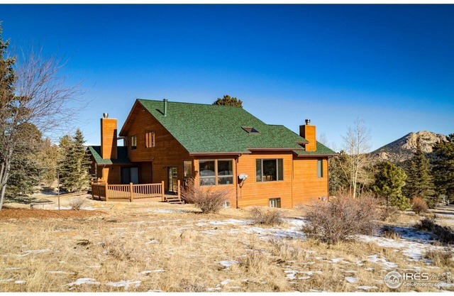 Large Mountain home with HOT TUB, arcade, frisbee golf, and more!