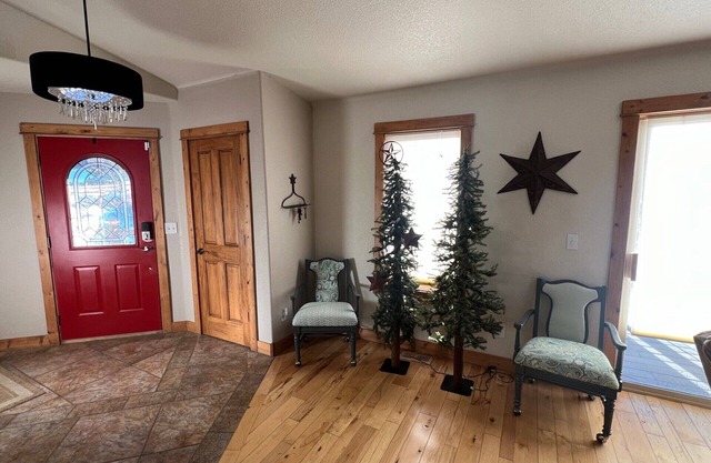 Large mountain house - 2.5 miles from Granby Ranch Ski Resort