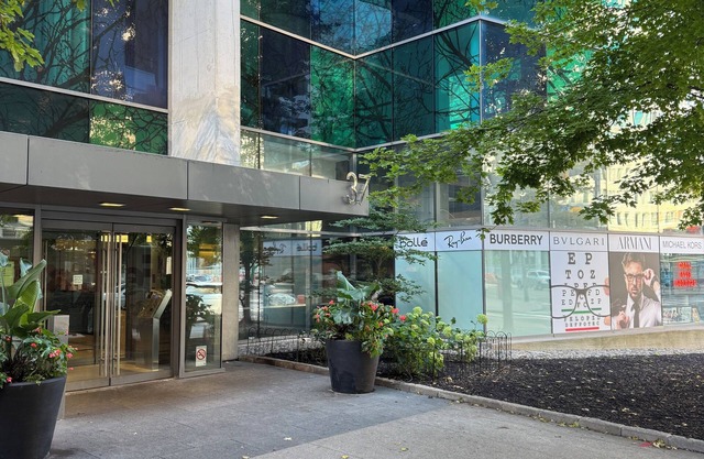 Large studio with balcony on Bay & College in the heart of downtown Toronto