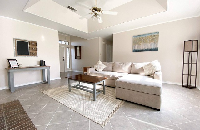 Lark's Lane Lodge Sum