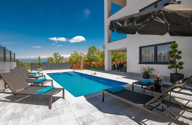 Larka Luxury Apartments