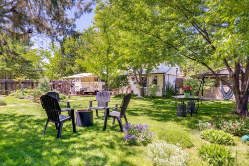 Las Animas Studio with Lush Backyard Paradise!