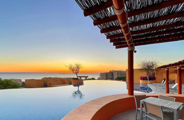 Las Colinas, Ocean View and Golf Course View