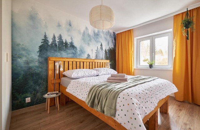 LAS I GÓRY Jedlina-Zdrój. Apartament na 5