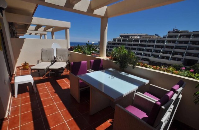 Last minute offer -WLAN freeTOP terrace apartment on the beach heated pool