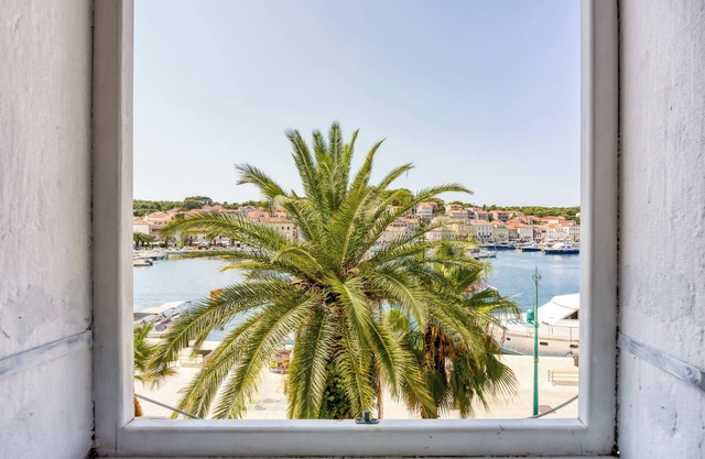 Lasta 20 Losinj Town Studio Apartment