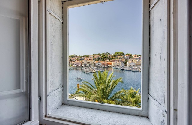 Lasta 30 Losinj Town Studio Apartment