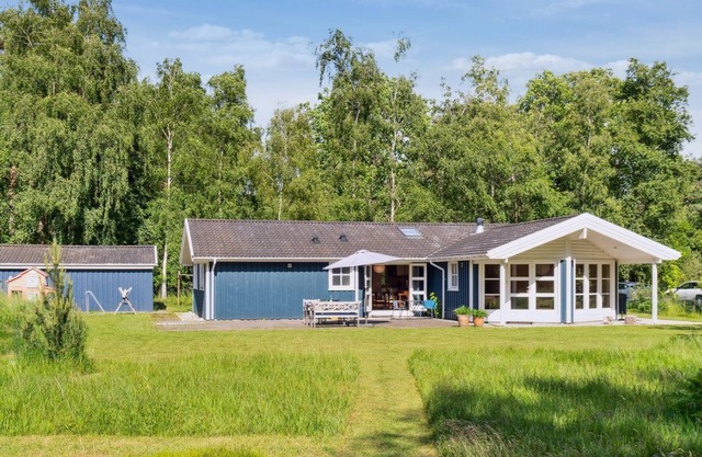 "Launo" - 1.1km to the fjord by Interhome