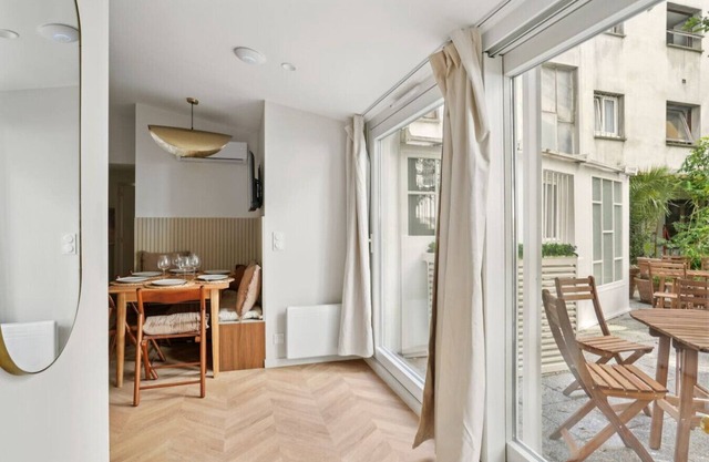 Lavie Maison : Terrace & AC