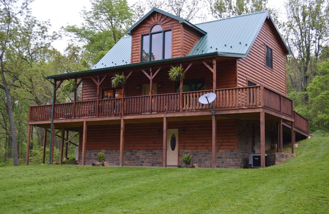 Lazy Bear Lodge VA