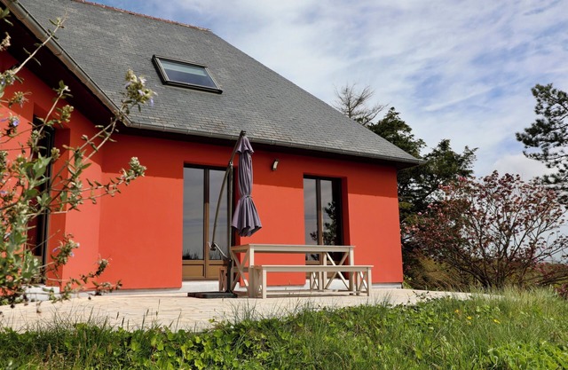 Le Bon Gite, 200m2 house less than 2 km from the beach