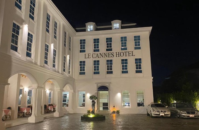 Le Cannes Hotel