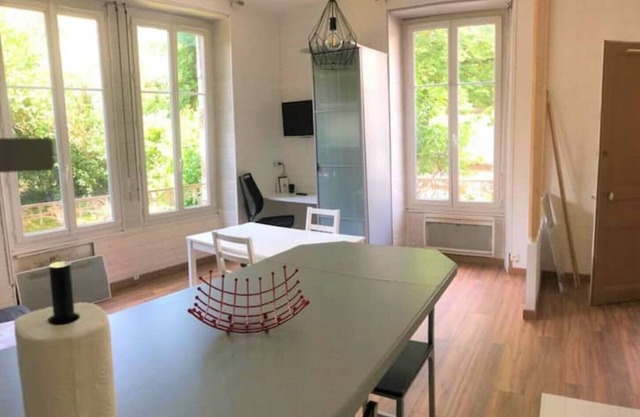 "Le Coeur", Studio Central Refait à Neuf, au Calme