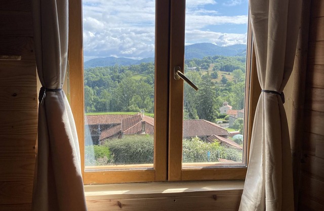 Le concept guest suite with private Sauna and Spa and secret room