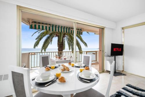 Le COQ Ligures - Garage - Air conditioning - WiFi