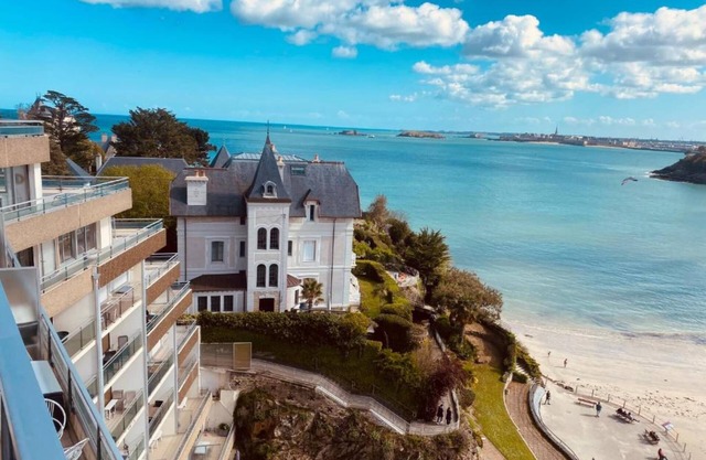 Le Crystal Dinard, Sure Hotel Collection by Best Western