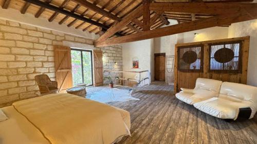 LE DOMAINE D AMBRE La maison des Ecuries