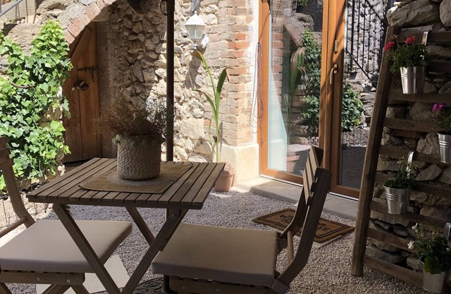 Le Mas'Dinina Superb renovated studio In Seynes (Le Gard)