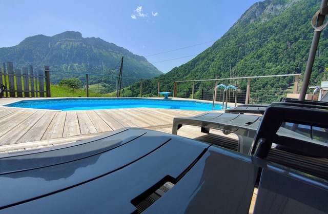 Le Mazot d'H ! Grenier Savoyard Plein de Charme au Cœur des Aravis