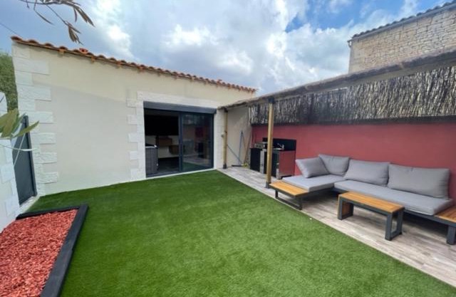 - Le Nuage - Unique, espace Spa privatif et jardin avec plancha et salon privatif, stationnement public gratuit