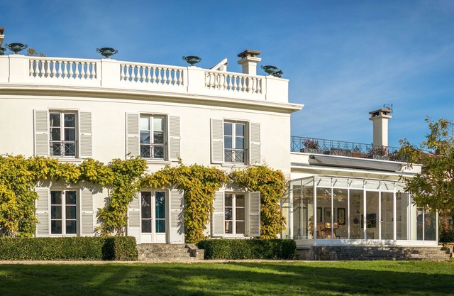 Le Pavillon de Chasse - Les Demoiselles à Versailles